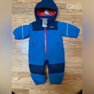Patagonia snowpile snowsuit 3-6M with tags
